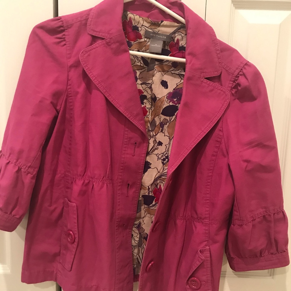 🌼2 FOR 10🌼Magenta Spring Ann Taylor Jacket